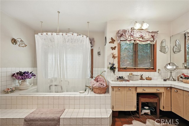 Detail Gallery Image 9 of 30 For 3663 Crestwood Dr, Kelseyville,  CA 95451 - 2 Beds | 2/1 Baths