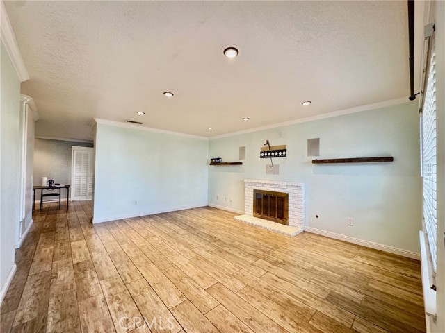 Detail Gallery Image 3 of 19 For 8664 Oak, Rancho Cucamonga,  CA 91730 - 3 Beds | 2 Baths