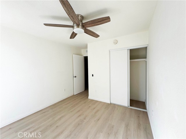 Detail Gallery Image 8 of 14 For 25180 5th Ave, San Bernardino,  CA 92410 - 2 Beds | 2/1 Baths