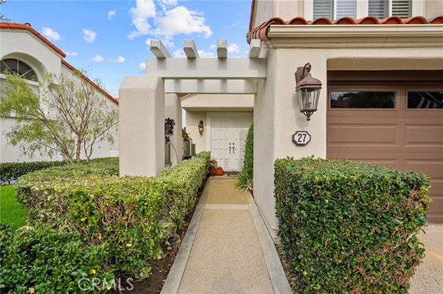 Detail Gallery Image 12 of 61 For 27 Mirador, Irvine,  CA 92612 - 3 Beds | 2/1 Baths