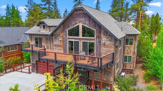 Detail Gallery Image 1 of 45 For 40944 Seneca Trl, Big Bear Lake,  CA 92315 - 4 Beds | 3 Baths