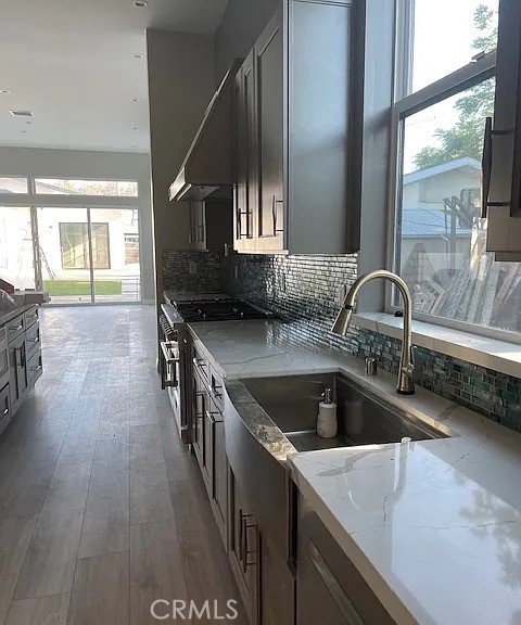 22520 Clarendon photo 62
