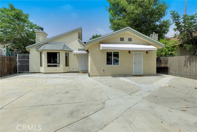 Detail Gallery Image 1 of 45 For 16043 Bassett St, Van Nuys,  CA 91406 - – Beds | – Baths