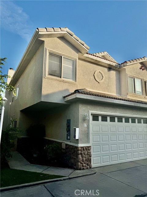 Detail Gallery Image 26 of 26 For 18930 Sherman Way #17,  Reseda,  CA 91335 - 4 Beds | 3 Baths