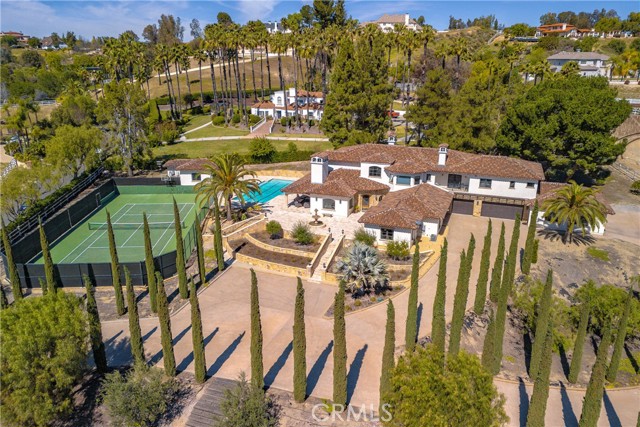 Detail Gallery Image 3 of 75 For 31280 Pescado, Temecula,  CA 92592 - 7 Beds | 7/1 Baths