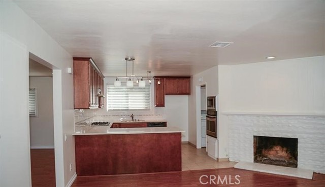 23376 Hartland Street, West Hills CA: https://media.crmls.org/medias/cc7c4168-44fb-47b2-9d97-fb724dfcee88.jpg