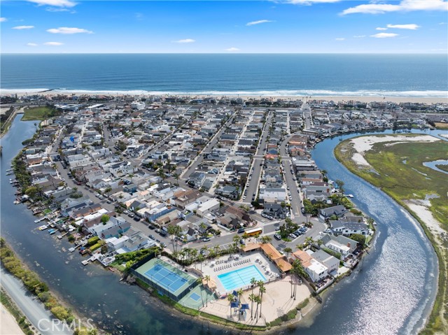 Detail Gallery Image 29 of 36 For 258 Walnut, Newport Beach,  CA 92663 - 3 Beds | 2 Baths