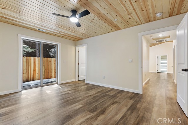 Detail Gallery Image 12 of 31 For 183 Moreno Lane, Sugarloaf,  CA 92386 - 3 Beds | 2 Baths