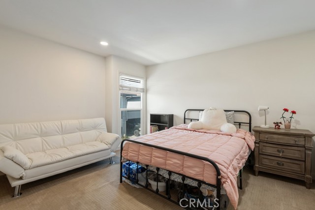 Detail Gallery Image 13 of 22 For 10403 Stratton Ct, Cypress,  CA 90630 - 4 Beds | 2/1 Baths