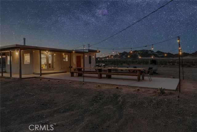 79124 Valle Vista Road, 29 Palms CA: https://media.crmls.org/medias/cc7e83a5-f294-4bfc-b9fe-6f2a58f812e3.jpg