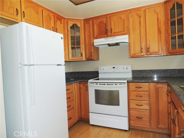 Detail Gallery Image 5 of 31 For 4137 Tiberon Dr, Oceanside,  CA 92056 - 3 Beds | 2 Baths