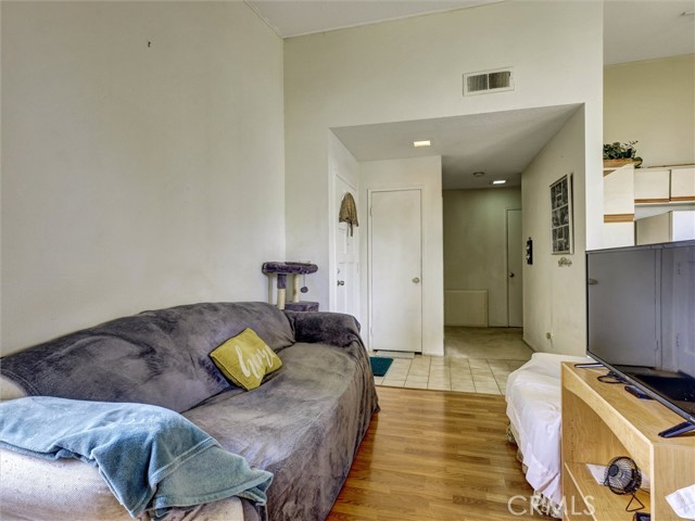 Image 16 of 49 For 12109 Sylvan River 131