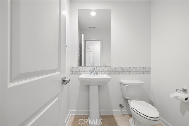 28637 Solana Court, Valencia CA: https://media.crmls.org/medias/cc7f4e0e-2e5e-474a-9179-f6bdc91b5150.jpg