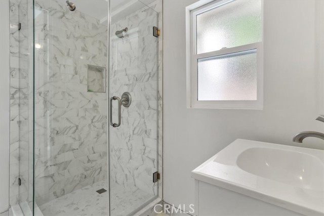 Detail Gallery Image 11 of 13 For 5718 Comanche Ave, Woodland Hills,  CA 91367 - 0 Beds | 1 Baths