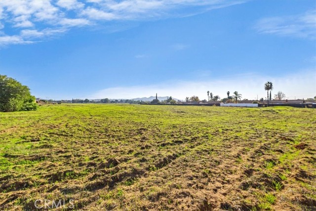 Detail Gallery Image 8 of 15 For 9061 Limonite, Jurupa Valley,  CA 92509 - – Beds | – Baths