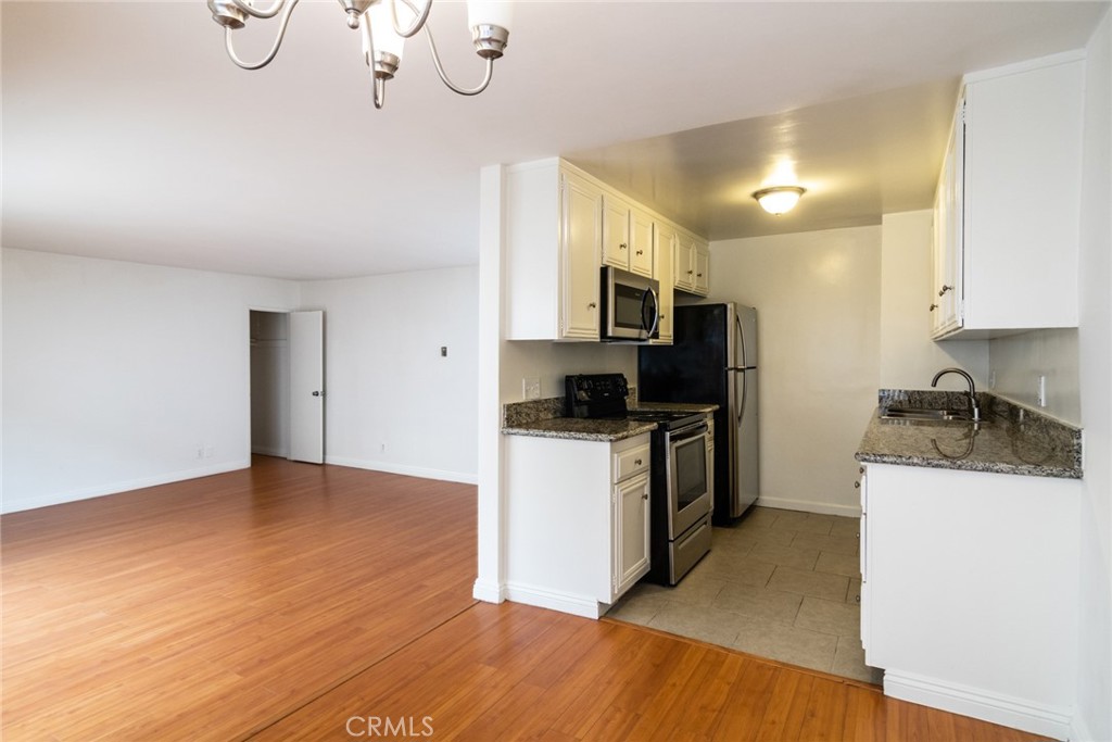 MLS #IV25253372 image #8