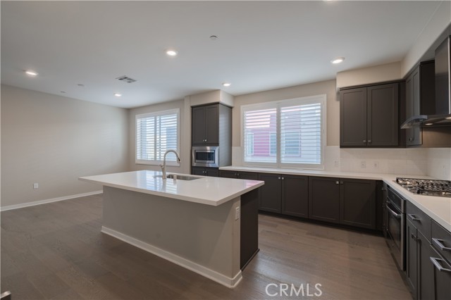 Detail Gallery Image 9 of 41 For 106 Tribeca, Irvine,  CA 92612 - 3 Beds | 2/1 Baths