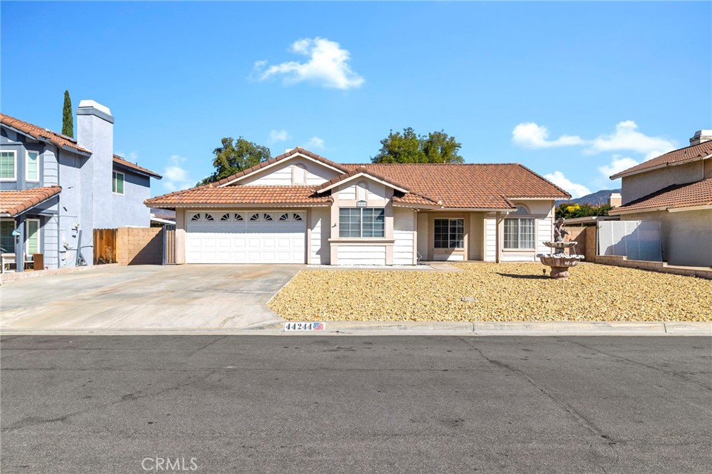 44244 Compiegne Drive