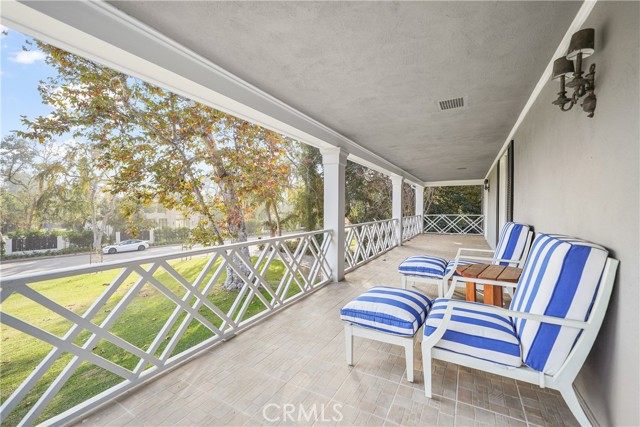 Detail Gallery Image 18 of 43 For 3585 Locksley Dr, Pasadena,  CA 91107 - 4 Beds | 3/2 Baths