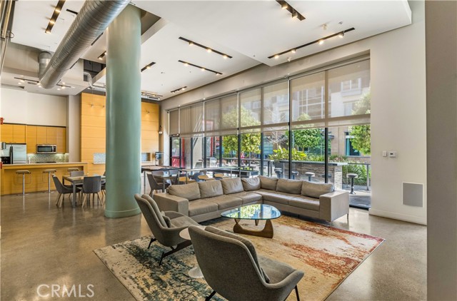 133 The Promenade N, Long Beach CA: https://media.crmls.org/medias/cc863471-fe80-4d9a-bc08-313b81b5b37d.jpg