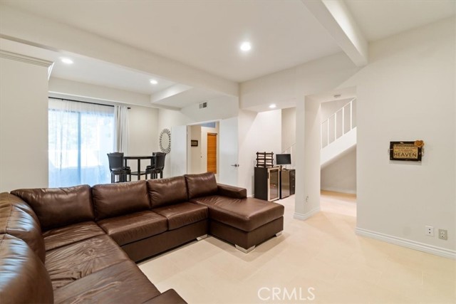 1544 Michael Lane photo 3