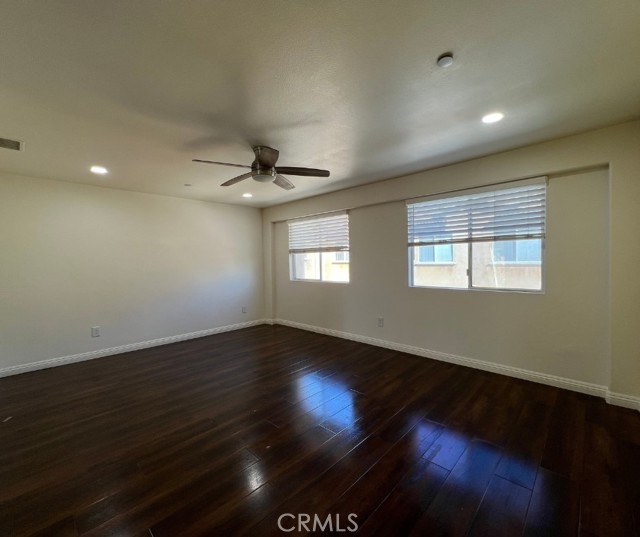 Detail Gallery Image 17 of 20 For 12368 Osborne #4,  Pacoima,  CA 91331 - 3 Beds | 3 Baths