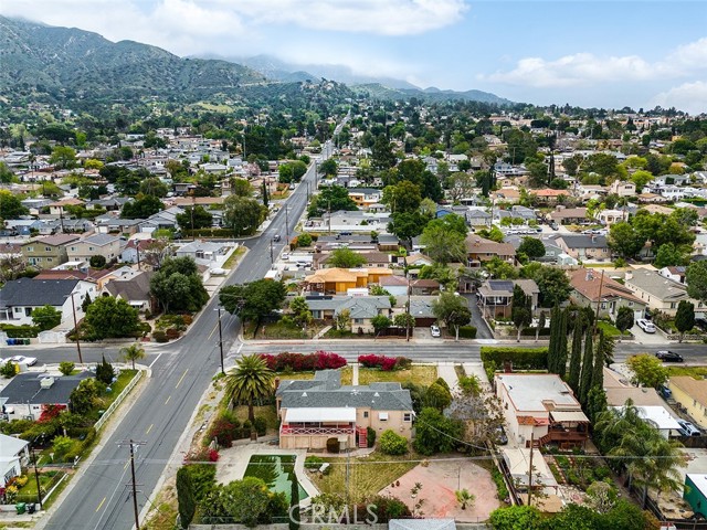 Detail Gallery Image 31 of 35 For 10457 Helendale Ave, Tujunga,  CA 91042 - 3 Beds | 2 Baths