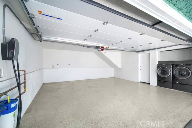 1919 Carnegie, Redondo Beach, California 90278, 2 Bedrooms Bedrooms, ,2 BathroomsBathrooms,Residential,For Sale,Carnegie,SB26075625