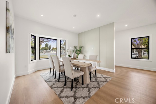 Image 7 of 27 For 5702 Huntdale Street