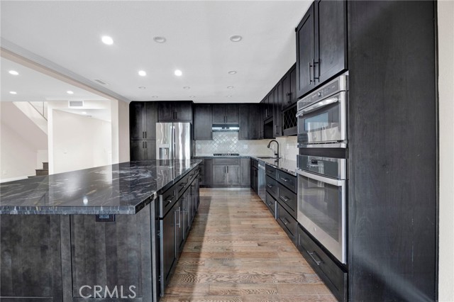 Detail Gallery Image 14 of 43 For 69 Penhill Ct, Glendale,  CA 91206 - 3 Beds | 3 Baths