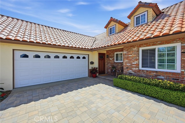 Detail Gallery Image 6 of 49 For 105 Harvard Ln, Seal Beach,  CA 90740 - 5 Beds | 2 Baths