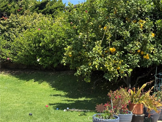18822 Lister Lane, Huntington Beach CA: https://media.crmls.org/medias/cc8a0af4-5037-41ae-b108-7579d0d33a18.jpg