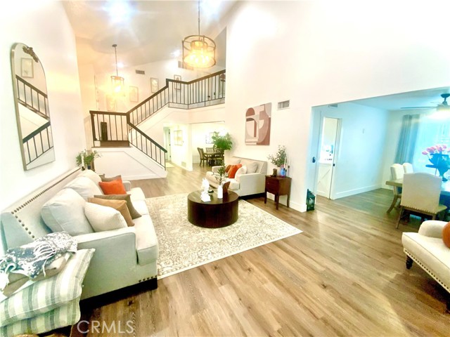 2416 Hialeah Circle, Norco CA: https://media.crmls.org/medias/cc8a4275-f91b-4217-9621-0055e1c35060.jpg