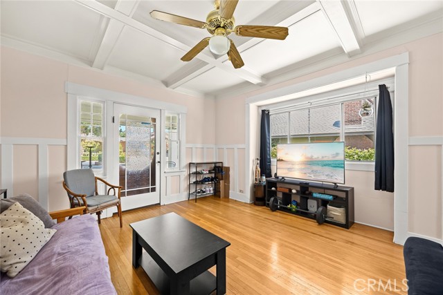 1156 Steuben Street, Pasadena CA: https://media.crmls.org/medias/cc8b102b-11f9-4cf0-8fbb-b46809776c46.jpg