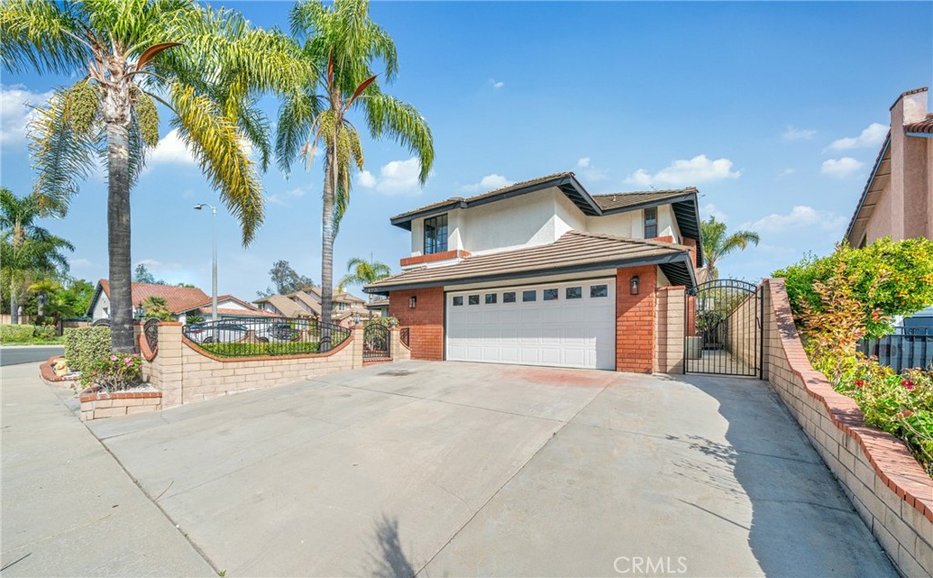 890 San Nicholas Drive