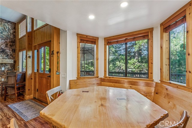 Detail Gallery Image 12 of 73 For 499 Golf Course, Lake Arrowhead,  CA 92352 - 4 Beds | 4/1 Baths