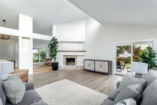 125 Park Place, Pismo Beach CA: https://media.crmls.org/medias/cc8bc43a-066e-44d1-bdd8-8f36eda17f96.jpg