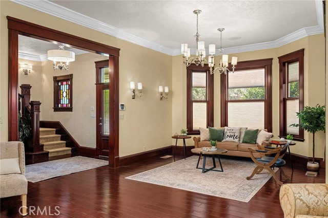 Detail Gallery Image 6 of 74 For 1344 1st, Oroville,  CA 95965 - 4 Beds | 5 Baths