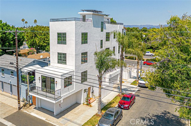 3803 BERRYMAN, Los Angeles CA: https://media.crmls.org/medias/cc8ce733-a79b-4cf3-b4ad-56af23c6d797.jpg