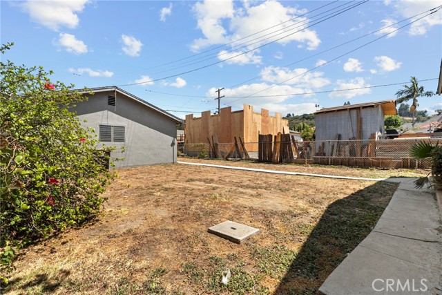 2508 El Paseo, Alhambra CA: https://media.crmls.org/medias/cc8d6574-e1ba-4c77-90ca-d5900bab8f33.jpg