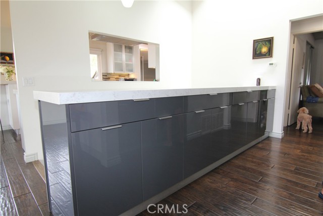 2000 Vista Cajon, Newport Beach CA: https://media.crmls.org/medias/cc8da1bf-c521-411c-b8c6-703dd73dd743.jpg