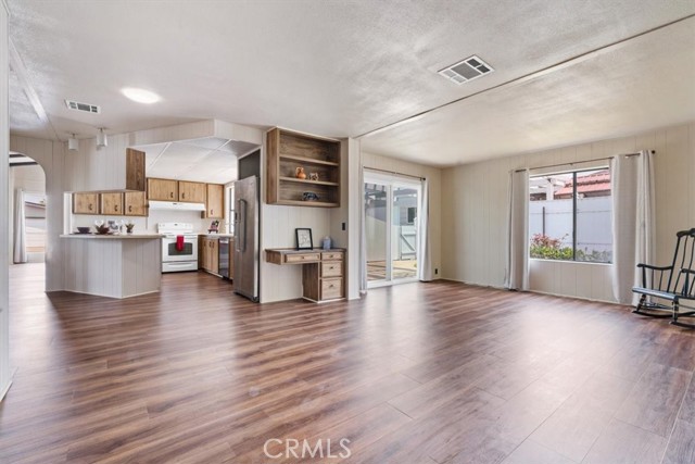 Detail Gallery Image 10 of 25 For 1126 Sunnyslope Ln, Santa Maria,  CA 93455 - 2 Beds | 2 Baths