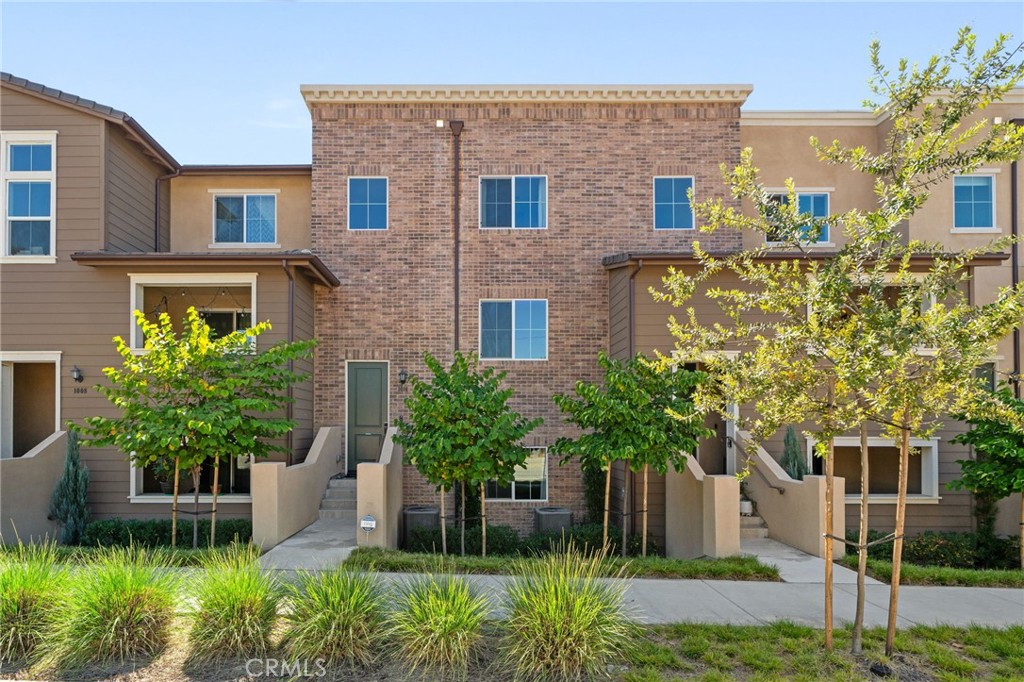 1016 W Baseline Road