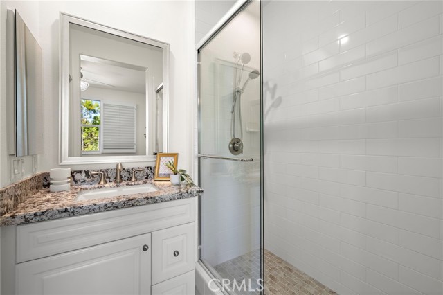 103 Aims, Irvine CA: https://media.crmls.org/medias/cc8eb821-eb7d-447f-98af-eb7dddf00e73.jpg