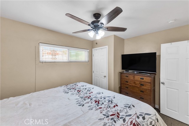 Detail Gallery Image 22 of 36 For 410 E Piru St, Los Angeles,  CA 90061 - 4 Beds | 2 Baths