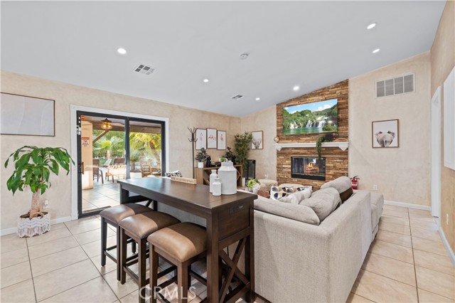 1757 Park View Drive, Palm Springs CA: https://media.crmls.org/medias/cc8ecb8d-481b-402b-b8e8-b95319607c8b.jpg