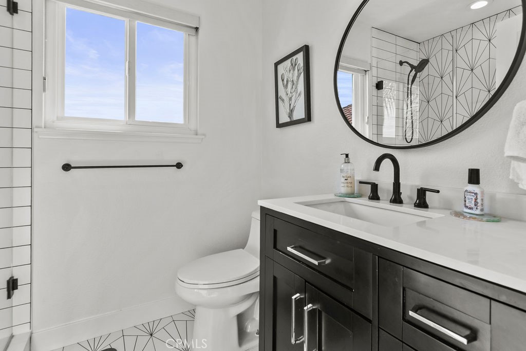 Cc8f3383 4d51 44f8 A254 6bcef62327be