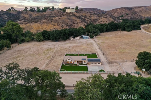 Detail Gallery Image 10 of 60 For 21565 Cleardale St, Newhall,  CA 91321 - 3 Beds | 2/1 Baths