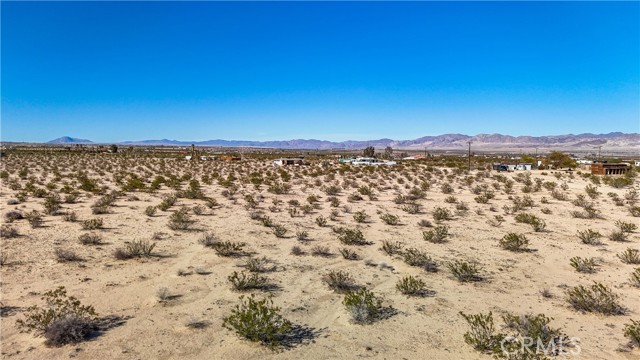 Detail Gallery Image 13 of 27 For 1 Nandina St, Twentynine Palms,  CA 92277 - – Beds | – Baths