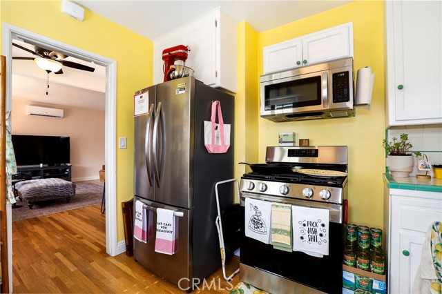Detail Gallery Image 10 of 25 For 704 Orange Cir, Covina,  CA 91723 - 2 Beds | 1 Baths